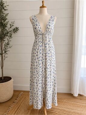 Reformation Blue Floral Midi Dress Size 2 | 100% Viscose | Cottagecore